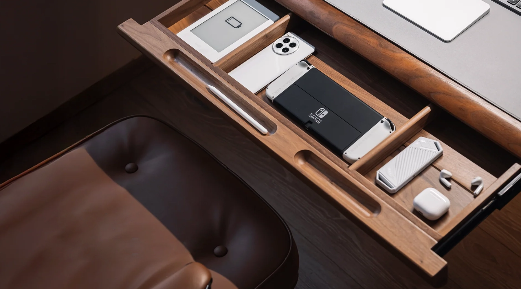 Pesk Pro Hardwood Home Office Electric Standing Desk showing drawer and cable management